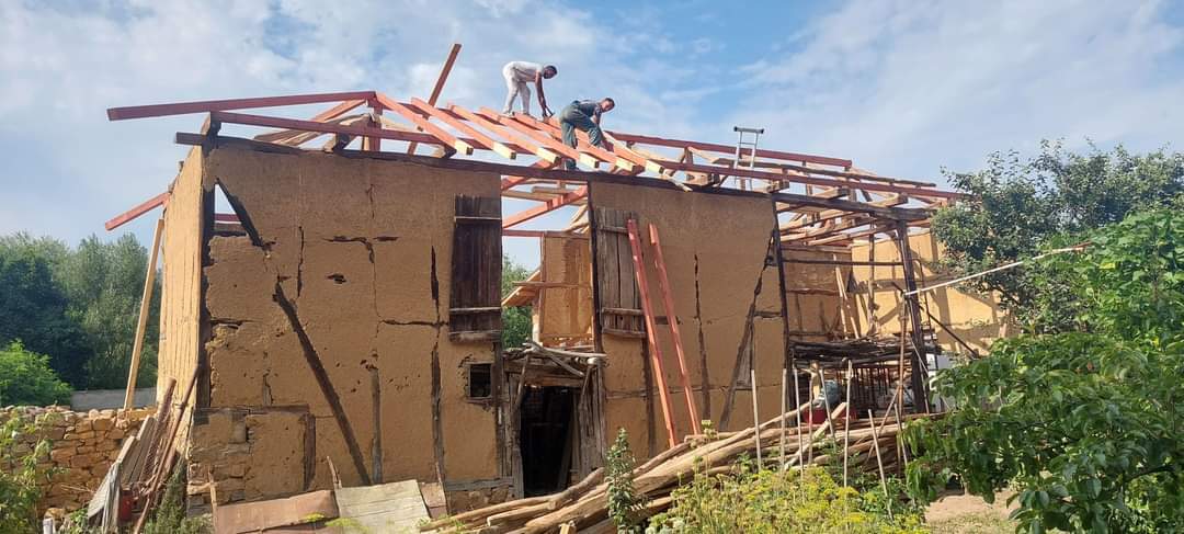 sheet metal roofing flashing